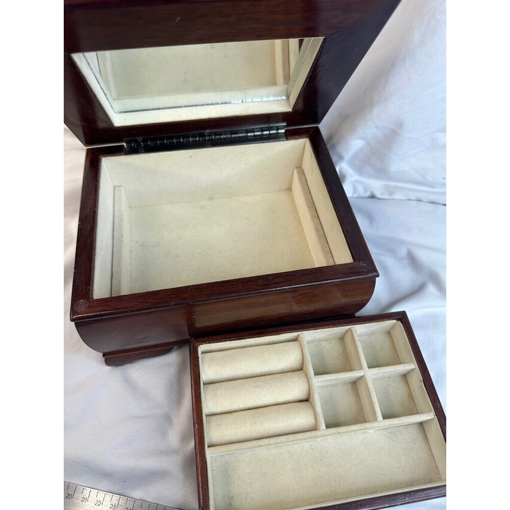 Traditional Mid-Century Mahogany Wood Jewelry Box Curved Front Bracket Feet